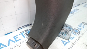 Decorație stâlp stânga jos față Toyota Sienna 11-20 maro, zgârieturi