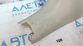 Decorație stâlp stânga jos față VW Passat b8 16-19 bej SUA, zgâriat, uzat, de curățat