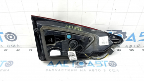 Фонарь внутренний крышка багажника правый Ford Fusion mk5 19-20 галоген+LED с хромом level 3, тычки на хроме