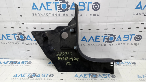 Накладка передней стойки нижняя левая Ford Mustang mk6 15-23 черная, царапина, затерта