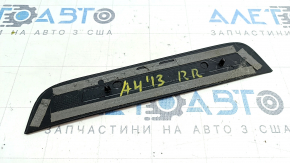 Накладка порога внешняя задняя правая Audi A4 B8 08-16 седан, черная, с хромированной накладкой, потерта
