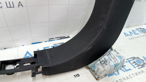 Decorație stâlp stânga jos față Lincoln MKZ 13-16 negru, uzat, zgârieturi