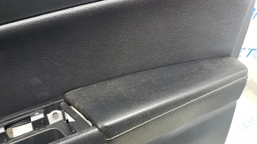 Garnitură portiere față dreapta Ford Fusion mk5 17-20 neagră cu inserție din lemn de lemn, cotieră din piele, turnare gri, zgârieturi, fragment lipsă, curățabil uscat
