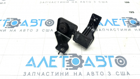 Кронштейн расширительного бачка охлаждения Honda Civic X FC 16-21 нижний