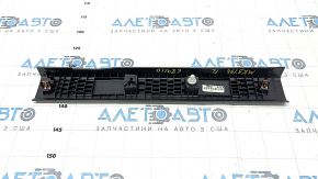Накладка порога передняя левая Ford Fusion mk5 17-20 черная, царапины