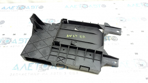 Кронштейн блоков багажника Audi A4 B8 08-16