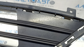Нижняя решетка переднего бампера Ford Fusion mk5 19-20 глянец, песок