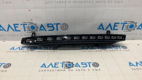 Поворотник передний левый Audi Q7 4L 10-15