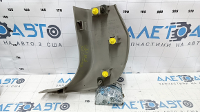 Накладка передней стойки нижняя правая Ford Focus mk3 11-18 серая, потертость
