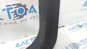 Накладка передней стойки нижняя левая Ford Fusion mk5 13-16 черная, царапины, потертости
