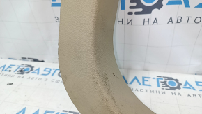 Накладка передней стойки нижняя правая Ford Fusion mk5 13-16 бежевая, под чистку, затерта, царапины