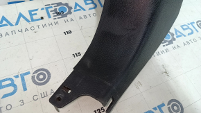 Накладка передней стойки нижняя левая Ford Fiesta 11-19 черная, царапины