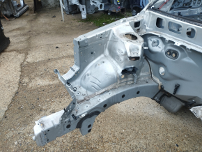 Четверть передняя правая Lexus RX300 RX330 RX350 RX400h 04-09 на кузове, серебро