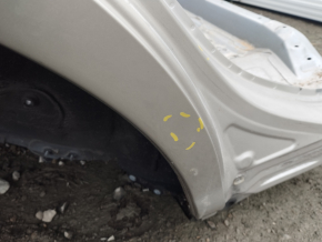 Четверть крыло задняя правая Lexus RX300 RX330 RX350 RX400h 04-08 отпилена, серебро, тычки