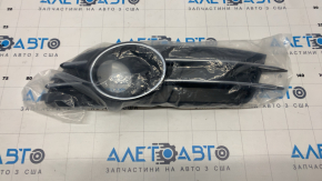 Решетка переднего бампера правая Audi A6 C7 16-18 рест под радар