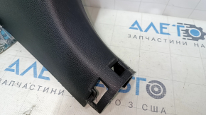 Decorație stâlp dreapta jos față Hyundai Sonata 15-19 negru, zgârieturi