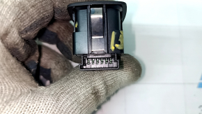 Кнопка открытия двери багажника Porsche Macan 15-26 черная внутренняя, под keyless