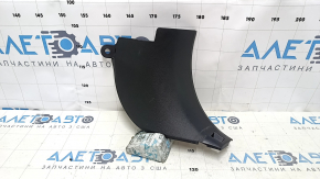Накладка передней стойки правая нижняя Subaru Outback 15-19 черная, царапины, потерта