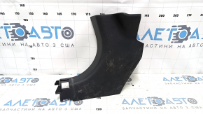 Decorație stâlp stânga jos față Nissan Altima 13-18 dorest, negru, zgârieturi