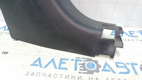 Накладка передней стойки нижняя правая Nissan Altima 13-15 дорест, черная, потертая, царапины