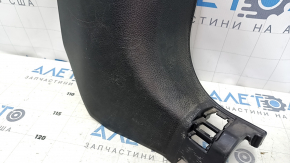 Накладка передней стойки нижняя правая Nissan Rogue 14-20 черная, царапины, затерта