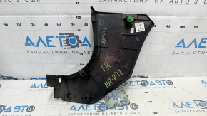 Накладка передней стойки нижняя правая Honda HR-V 16-22 черная, потерта