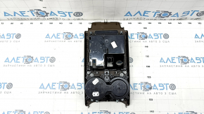 Накладка центральной консоли с подстаканником и бокс карманом Porsche Macan 15-18 коричневая, трещина в креплении