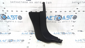 Ornamentul stâlpului din dreapta jos față Dodge Journey 11 - negru, zgârieturi