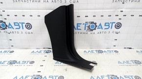 Накладка передней стойки нижняя правая Dodge Grand Caravan 11-20 черная, потерта, царапины