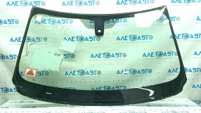 Лобовое стекло BMW X5 F15 14-18 под датчик дождя, скол, песок