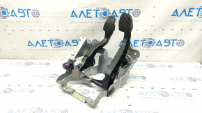 Педаль сцепления и тормоза в сборе Audi A4 B8 08-16