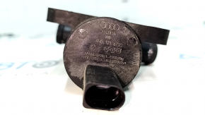 Клапан системы охлаждения Audi A4 B8 08-16