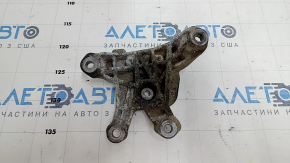 Кронштейн подушки МКПП Audi A4 B8 13-16 2.0T AWD