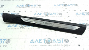 Накладка порога передняя правая BMW X5 F15 14-18 черная с хром вставкой, примят хром, царапины