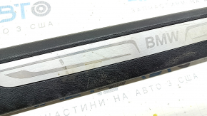 Накладка порога передняя левая BMW X5 F15 14-18 черная с хром вставкой, царапины
