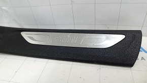 Накладка порога задняя правая BMW X5 F15 14-18 черная под 3 ряда с хром вставкой, царапины, вмятины