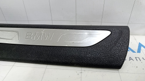 Накладка порога задняя правая BMW X5 F15 14-18 черная под 3 ряда с хром вставкой, царапины, вмятины
