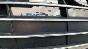 Решетка радиатора grill в сборе Hyundai Elantra AD 19-20 с эмблемой без радара, песок, надломаны крепления, сломаны крепления