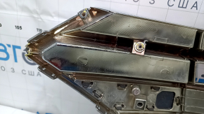 Решетка радиатора grill в сборе Hyundai Elantra AD 19-20 с эмблемой без радара, песок, надломаны крепления, сломаны крепления