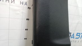 Decorație stâlp central stânga jos Hyundai Elantra AD 17-20 negru, zgârieturi