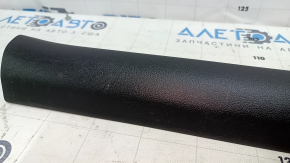 Decorație prag interior dreapta față Hyundai Elantra AD 17-20 negru, zgârieturi