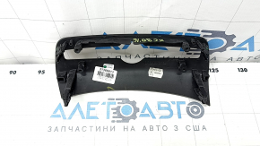 Накладка передней панели центральная нижняя Volvo XC90 16-26 под дерево, грецкий орех