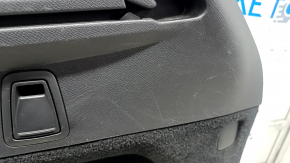 Обшивка арки правая Volvo XC90 16-22 под 3 ряд, с подстаканником, черная, царапины