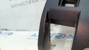 Накладка колени водителя левая Lexus CT200h 11-12 черная, царапины, запилы