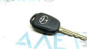 Ключ Toyota Camry v55 15-17 usa 4 кнопки, потерт