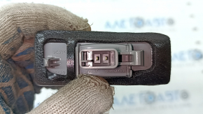 Подсветка номера двери багажника правая Lexus RX350 RX450h 16-22