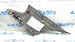 Накладка задней стойки левая Toyota Camry v55 15-17 usa серая, царапины