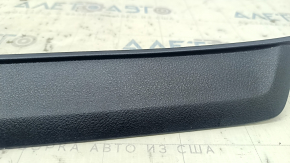 Накладка порога внешняя задняя левая Lexus RX350 RX450h 16-22 черная, царапины