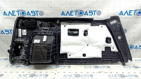 Обшивка арки задняя правая в сборе BMW X5 G05 19-23 черная, цельная, с крышкой, с ручкой откидывания сидения, с накладкой замка, царапина