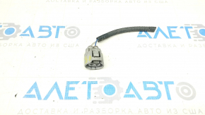 Фишка мотора вентилятора охлаждения левого Toyota Camry v55 15-17 2.5 usa